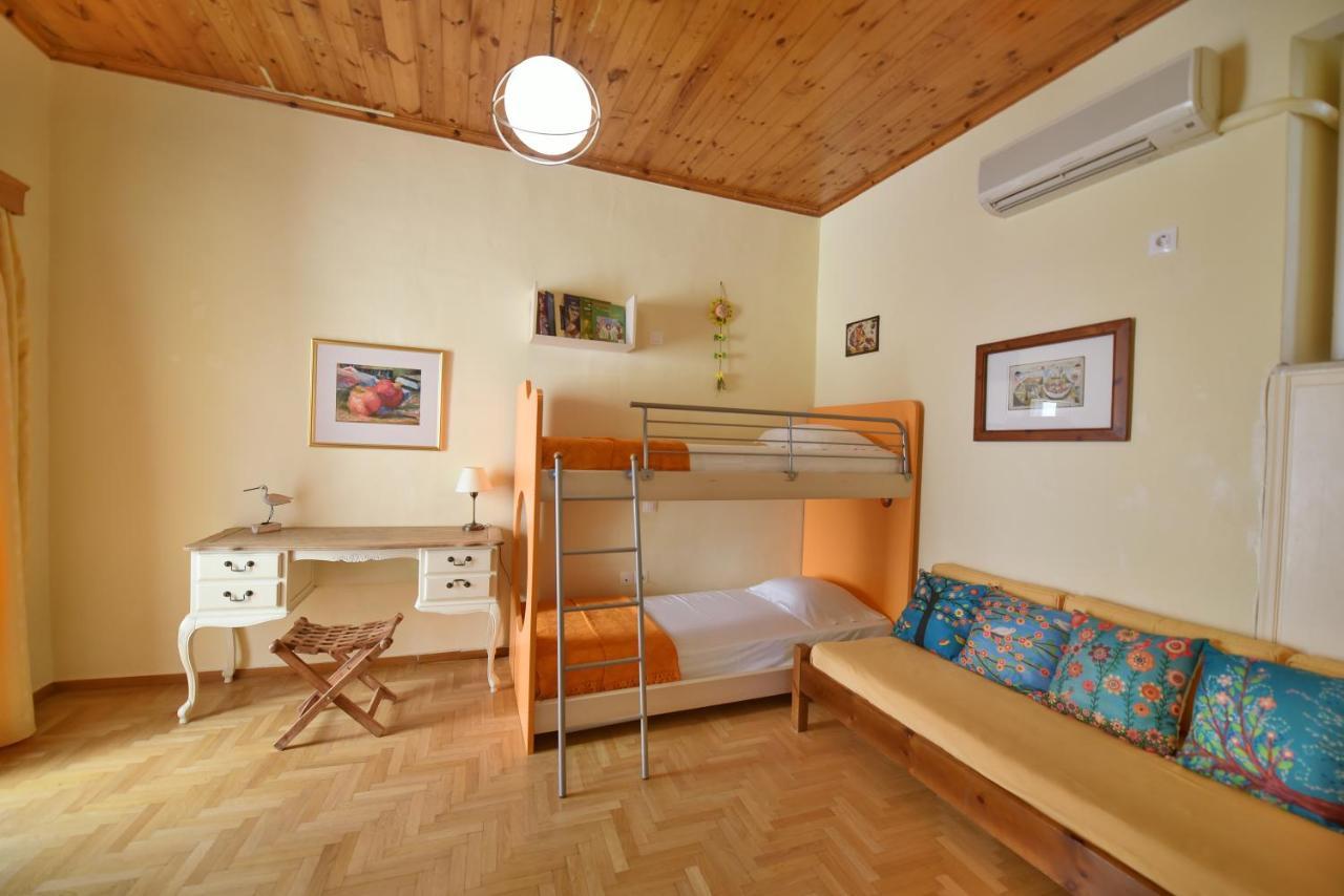 Feel At Home - Family House In Hydra Exterior foto